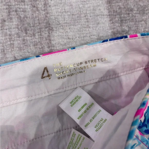 Lily Pulitzer Shorts - Picture 2 of 3